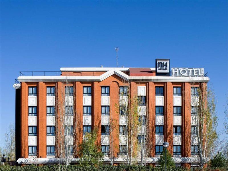 Exe Pozuelo Hotel Pozuelo de Alarcón Екстериор снимка