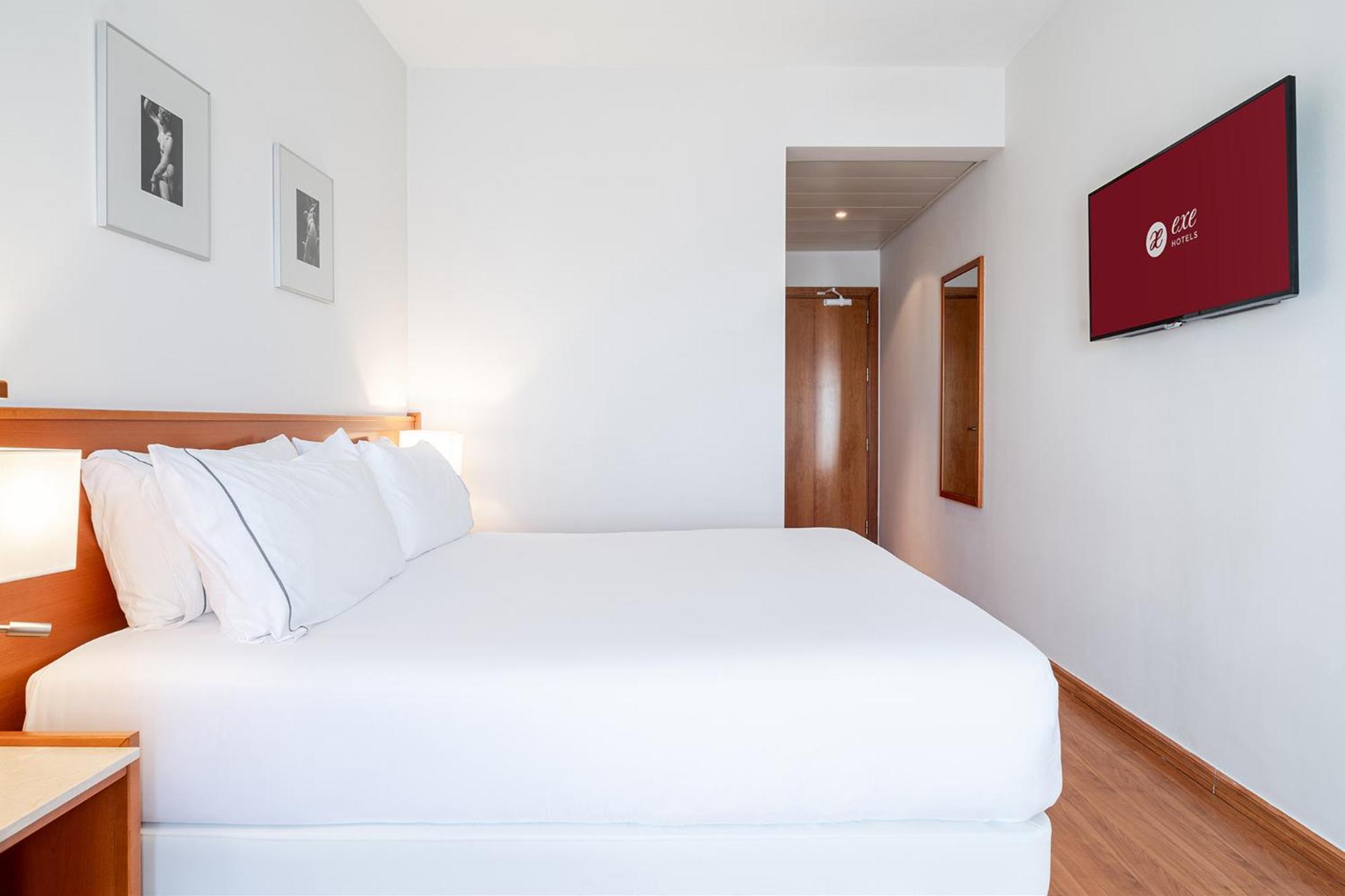 Exe Pozuelo Hotel Pozuelo de Alarcón Екстериор снимка