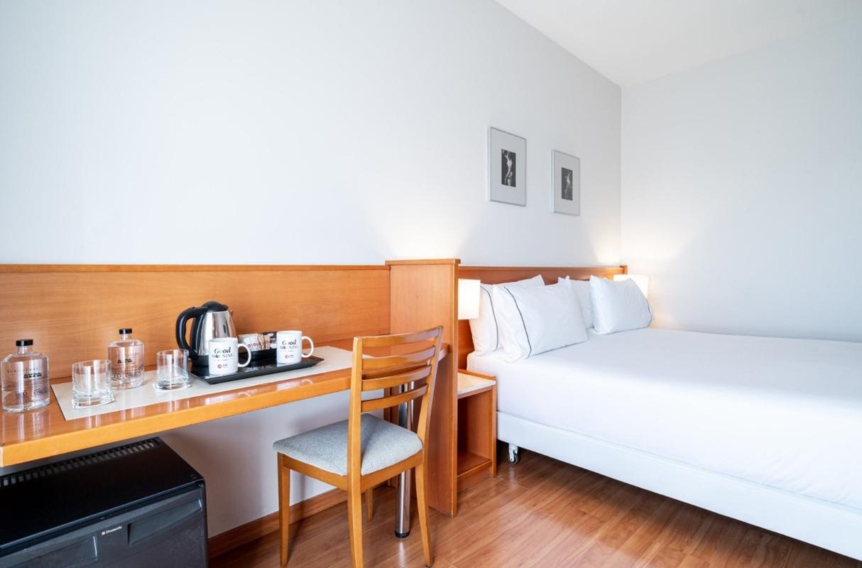 Exe Pozuelo Hotel Pozuelo de Alarcón Екстериор снимка