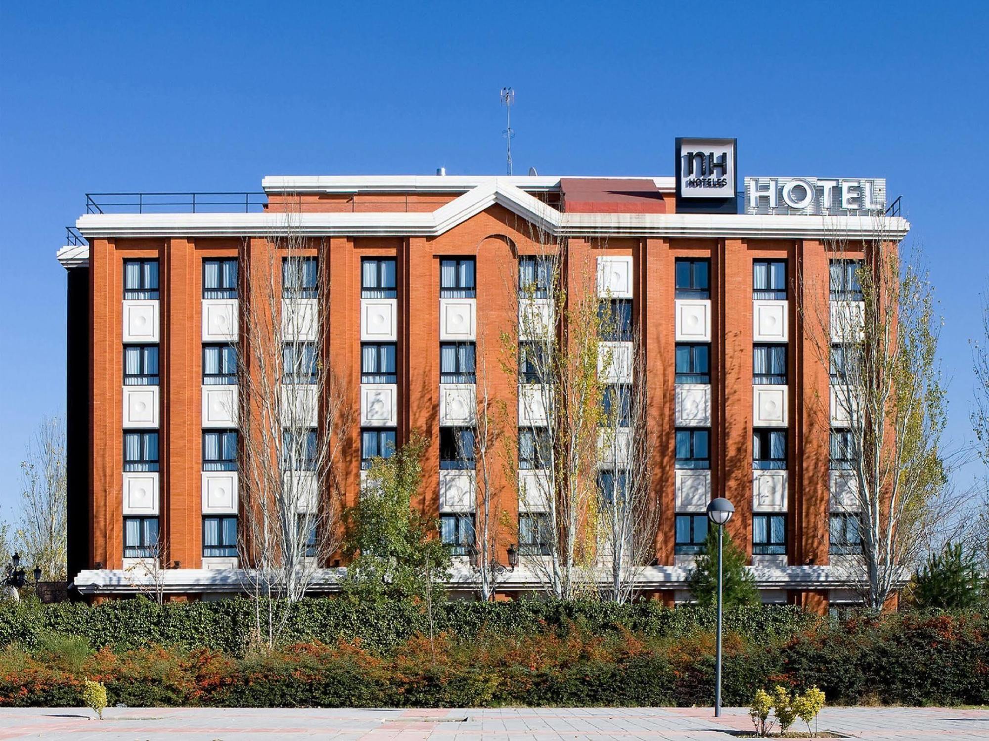 Exe Pozuelo Hotel Pozuelo de Alarcón Екстериор снимка